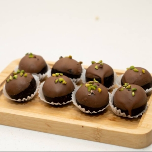 ПП-конфета из орехов и сухофруктов