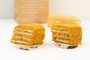 Пирожное Медовое